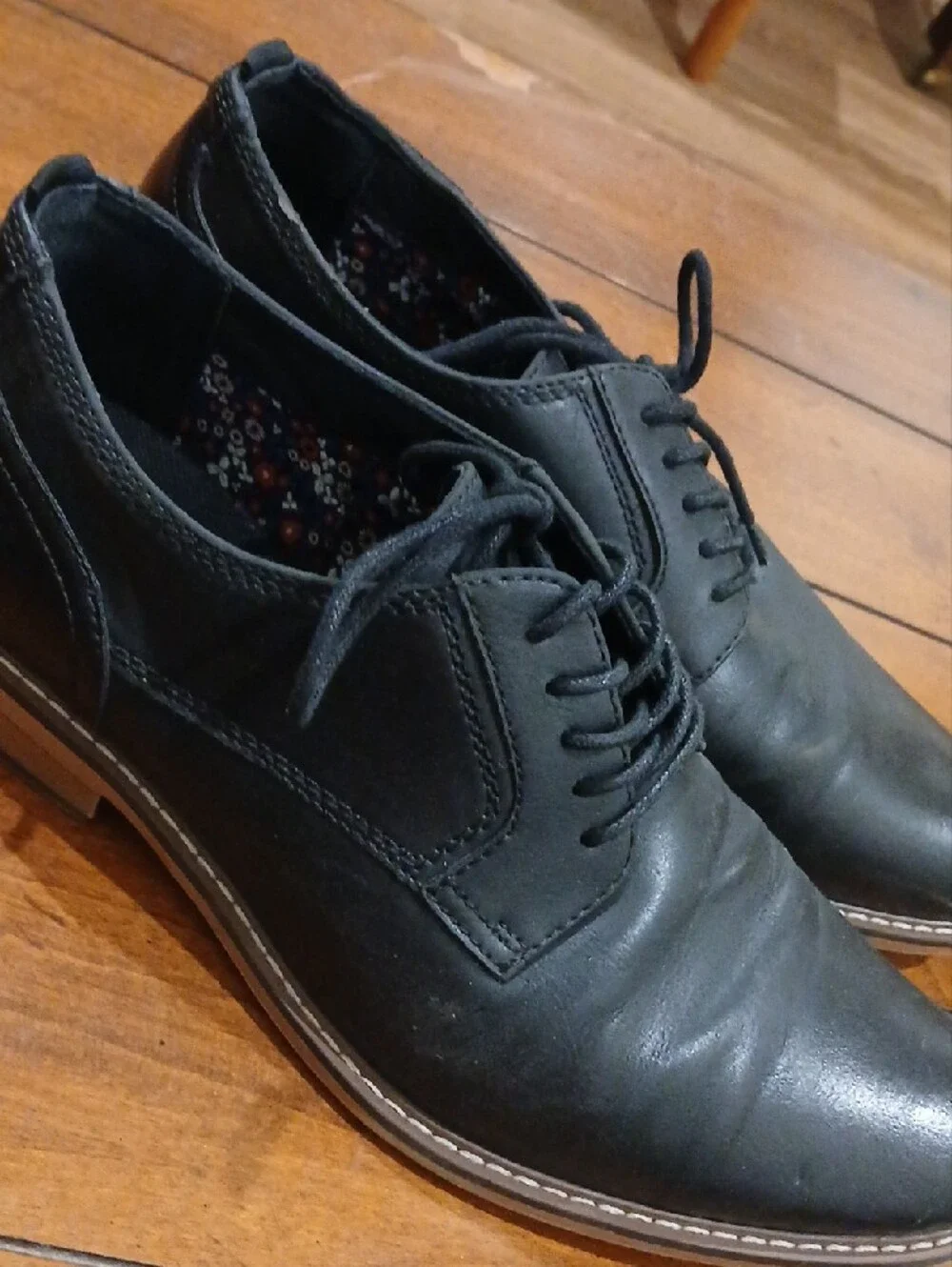 Steve Madden Black Leather Derby Shoes